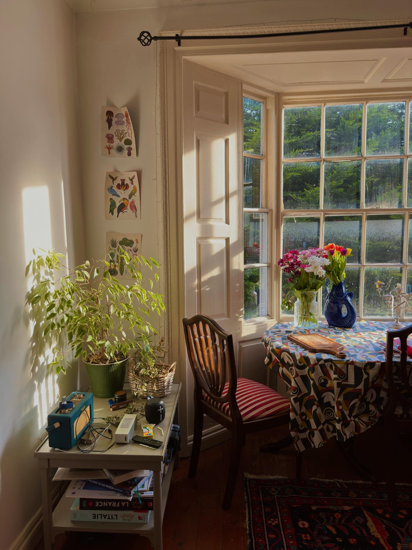 Leia mais sobre o artigo Cottagecore na Decoração: Como Criar um Lar Romântico e Aconchegante