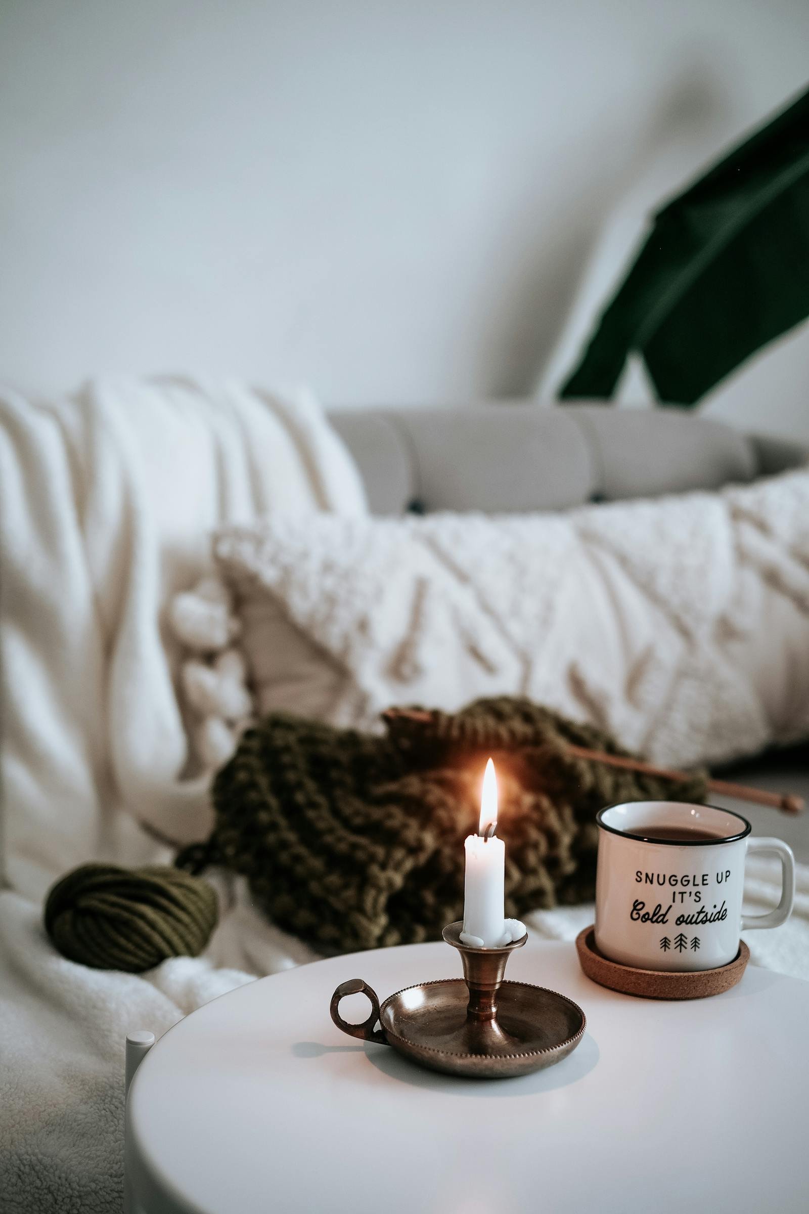 Leia mais sobre o artigo Hygge: Como Criar o Aconchego Dinamarquês em Qualquer Espaço da Sua Casa